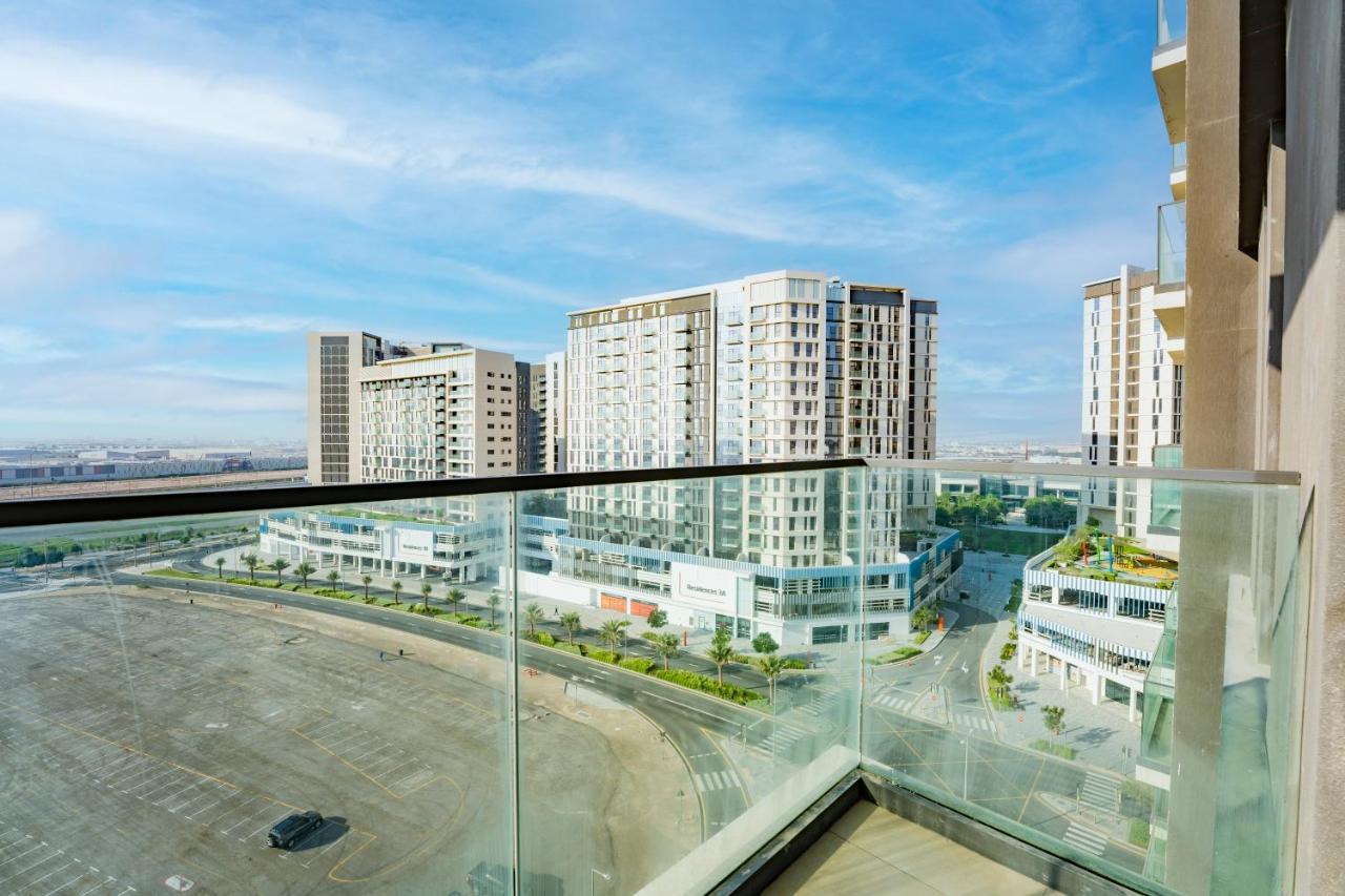 Expo Village Serviced Apartments Dubai Exterior photo